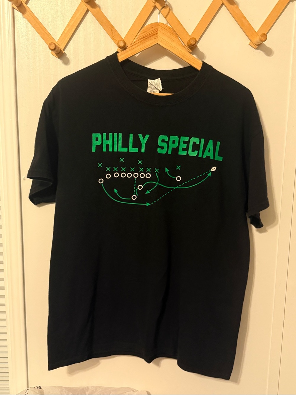 PHILLY SPECIAL Black Tee with Green Play Graphic Philadelphia Eagles